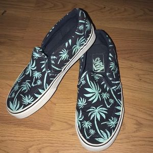 Vans tropical size 7 women’s